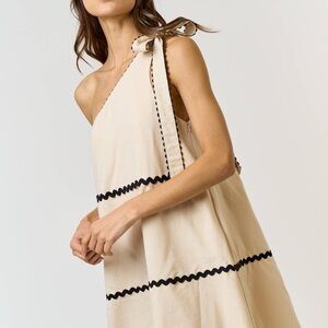 186) Scalloped One Shoulder Dress